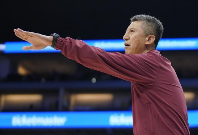 bob半岛体育平台-【观察】夏训带队1胜10负 郭士强却已是最优选择？