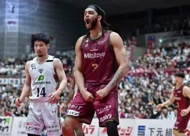 bob半岛体育平台-山东男篮官宣第四外援！上赛季场均轰15分7板2帽，邱彪要打富裕仗