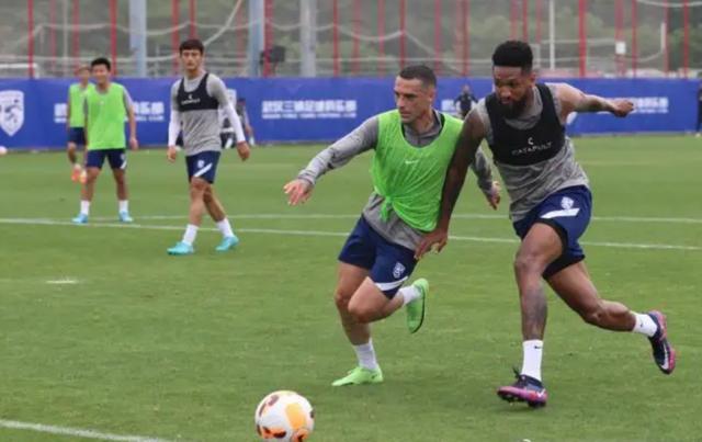 bob半岛体育-2022赛季中超大前瞻④：铁律似难变 外援仍将定走势