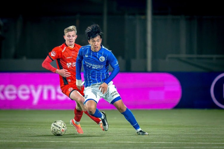 bob半岛体育平台-王博豪重回首发出战71分钟，帮助邓伯什1-0击败埃因霍温B队